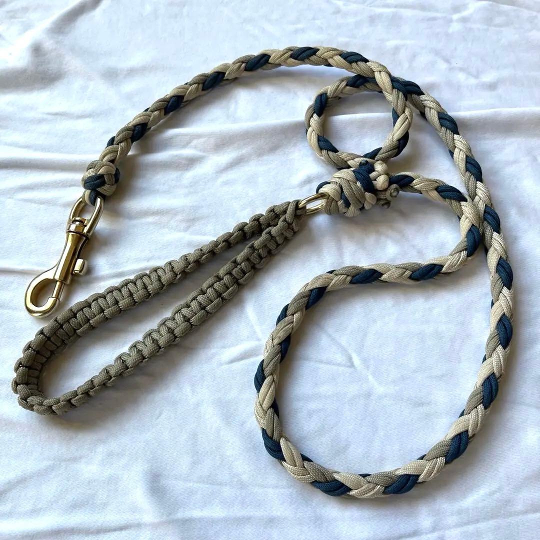 大型犬　首輪　パラコードリード