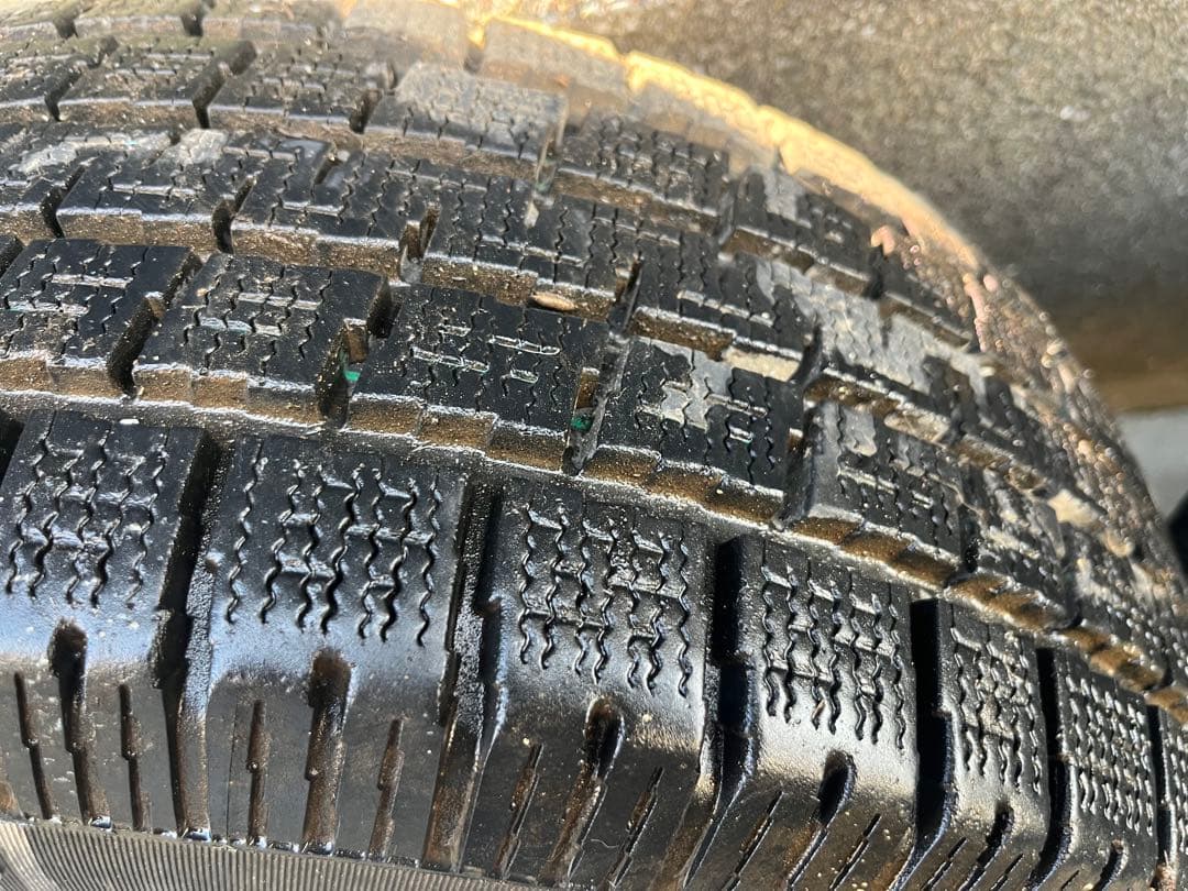 15インチ スタッドレスタイヤ ホイールセット　4穴マルチ