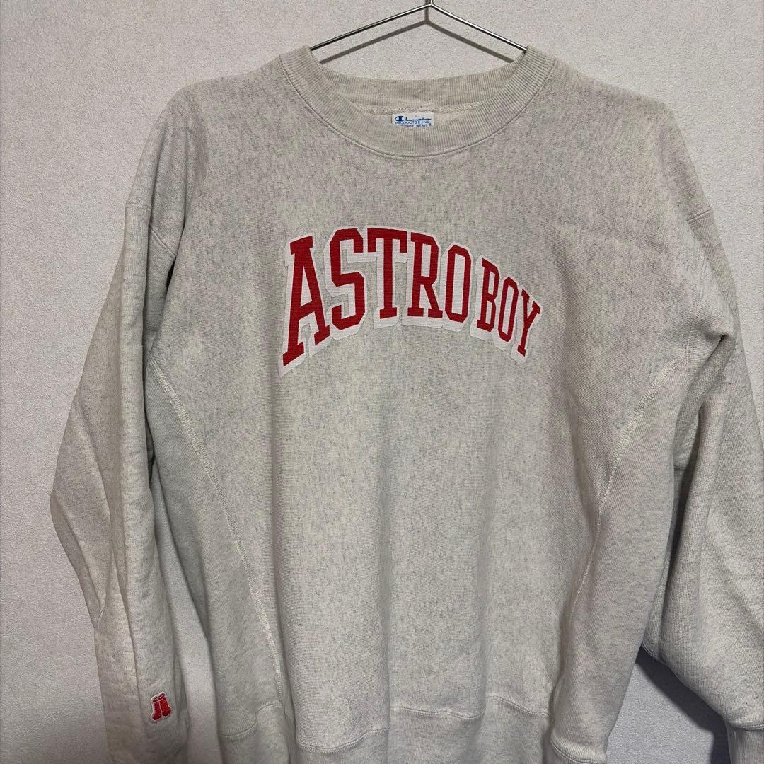 Champion × 鉄腕アトム リバースウィーブ クルーネックスウェットシャツ