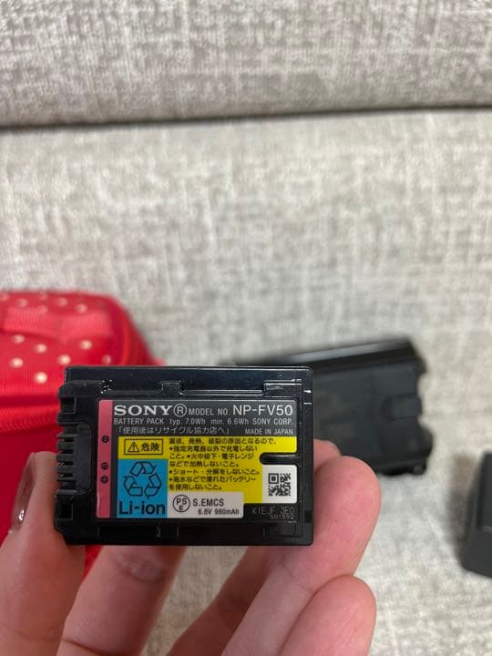 ☆美品☆ソニー SONY デジタルHDビデオカメラレコーダー HDR-CX560