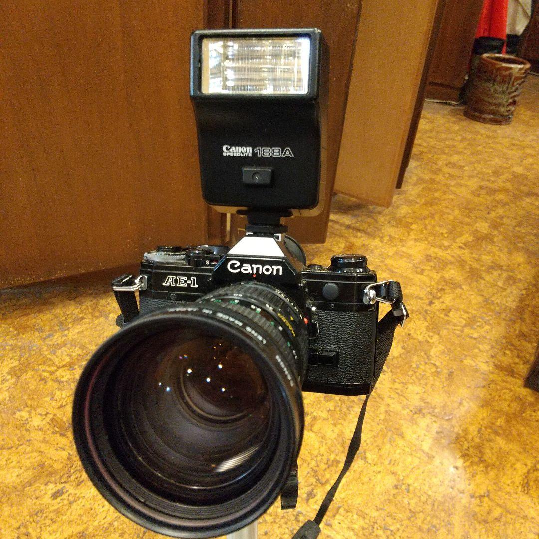 Canon AE-1 カメラセット 35-105mmレンズ付き 三脚付き