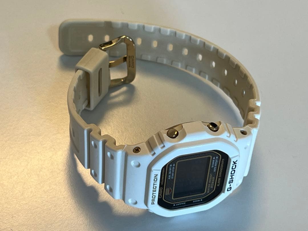 G-SHOCK DW-5025B-7JF 25周年 白オリジン スピード