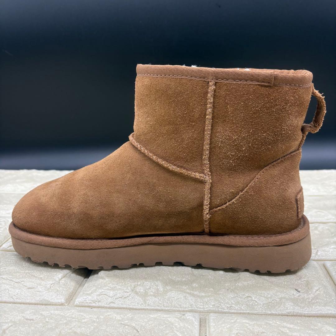 ❤️美品❤️ UGG ムートンブーツ　1108231 クラシックミニ ラバーロゴ