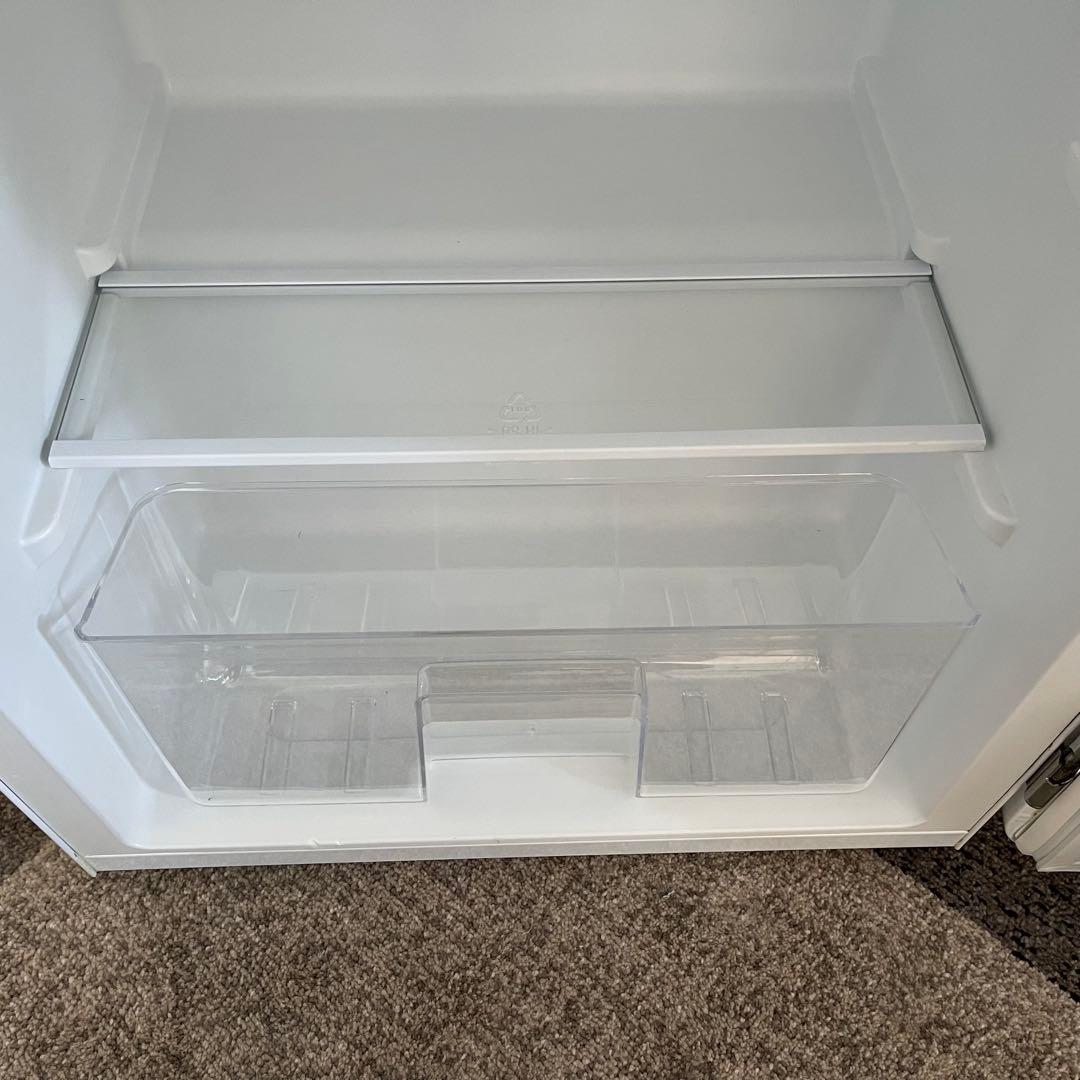 東京23区配送無料✨キズ多い為格安❗️冷蔵庫　コンフィー　コンパクトサイズ