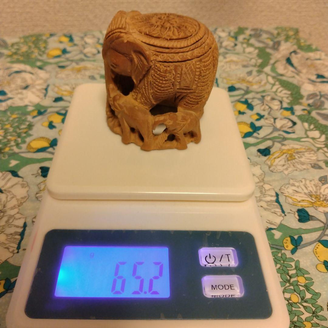 インド白檀　彫刻　象さん