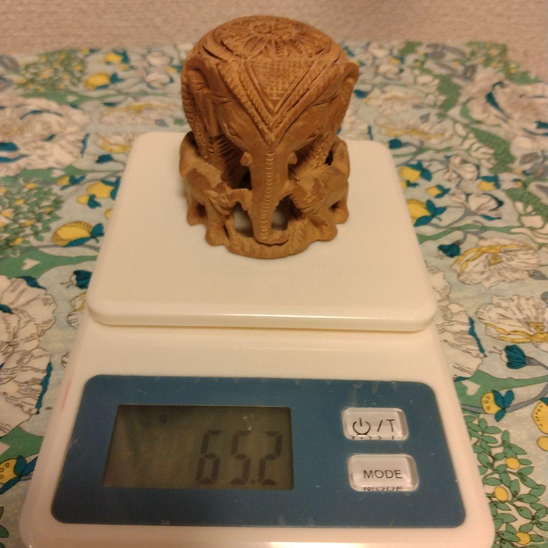 インド白檀　彫刻　象さん