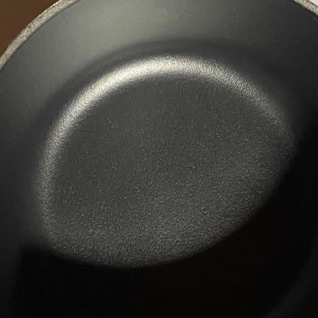 ル クルーゼ　両手鍋 ココット・ロ ンド 14 マットブラック 黒