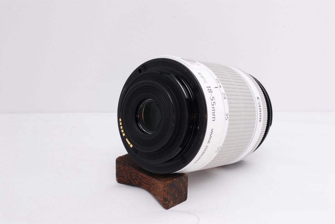 ショット数僅少❤️Canon kiss X7❤️人気のホワイトカラー✨シングルレンズ