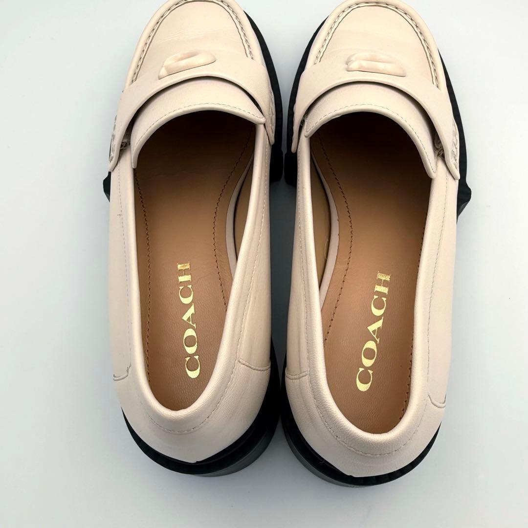 【極上品】COACH 厚底ローファー ホワイト レザー かわいい カジュアル系
