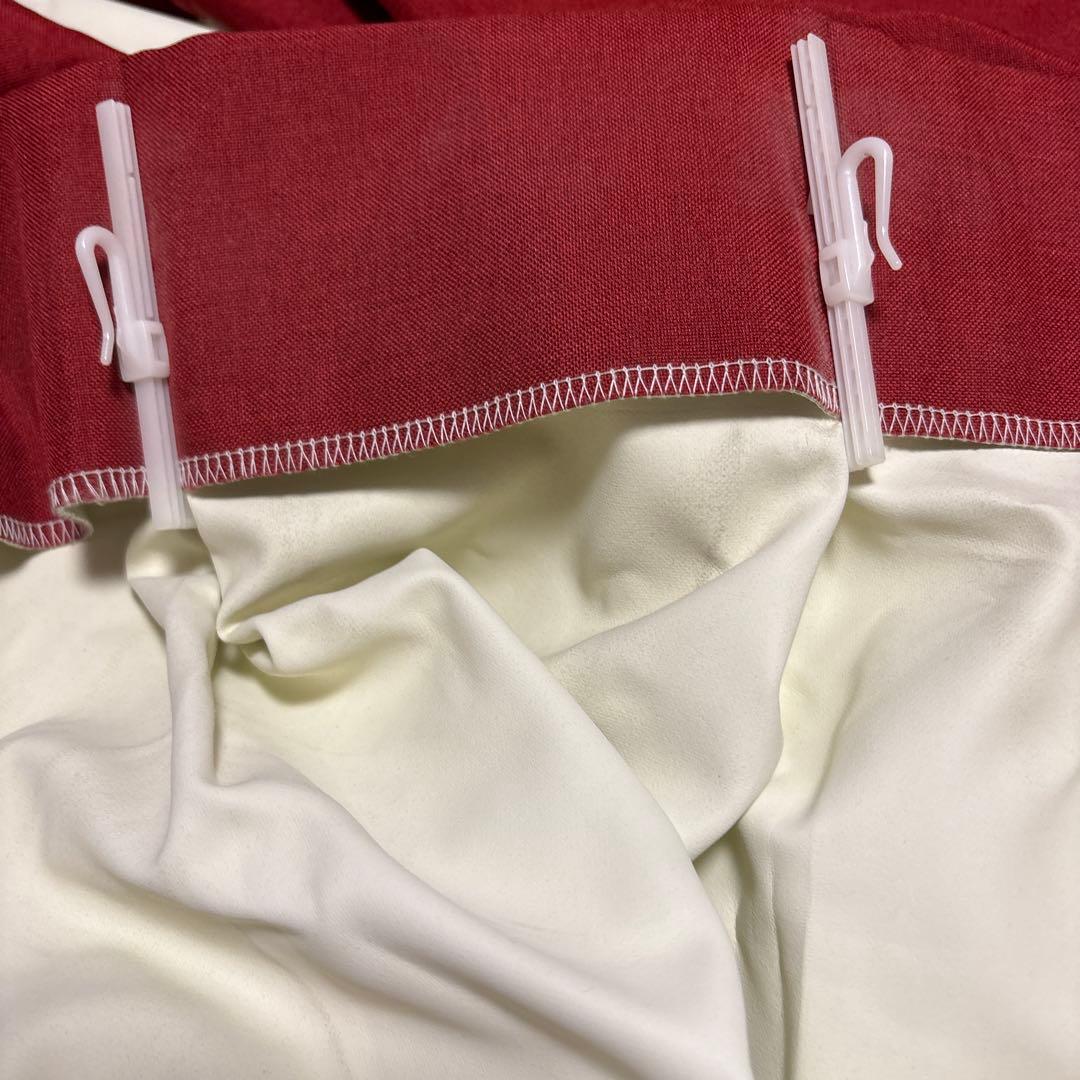 ニトリ⭐︎一級遮光カーテン赤色2枚セット