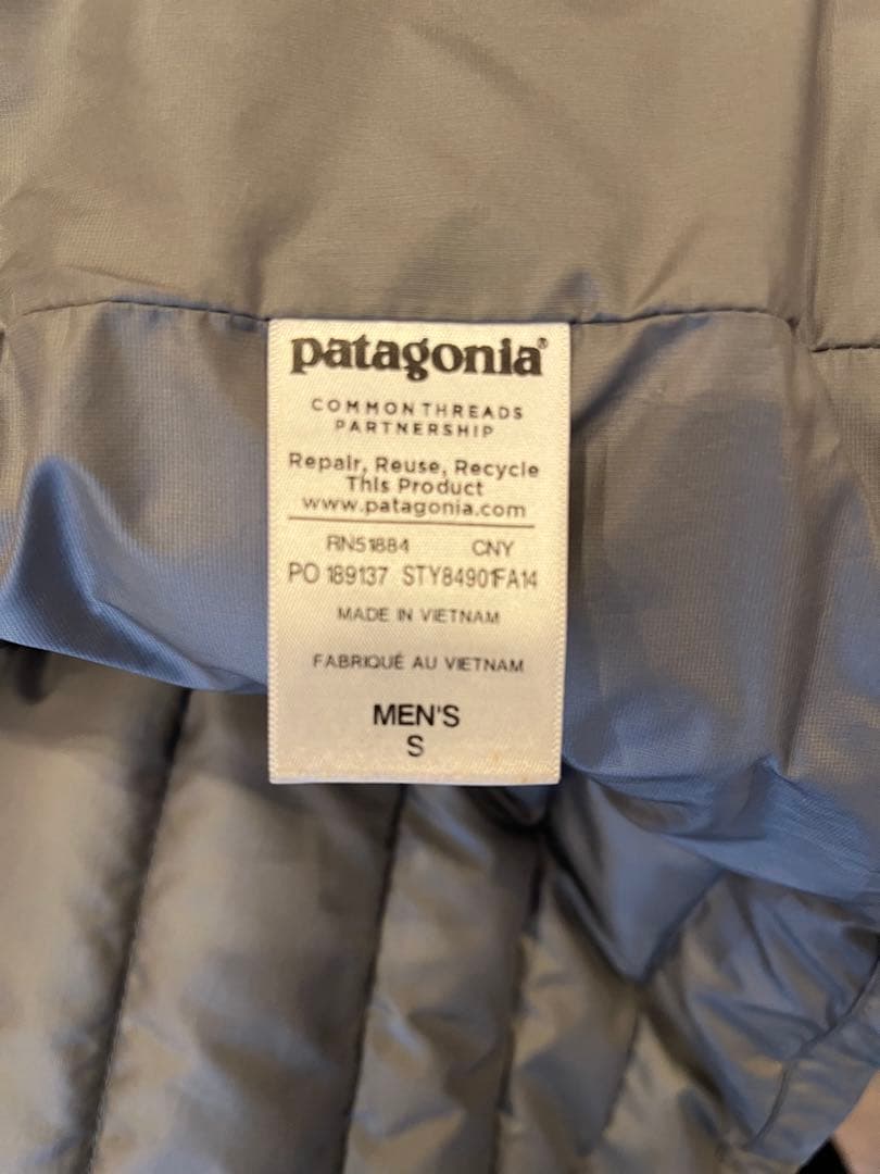 パタゴニア　ハイロフトダウンフーディー　patagonia ネイビー
