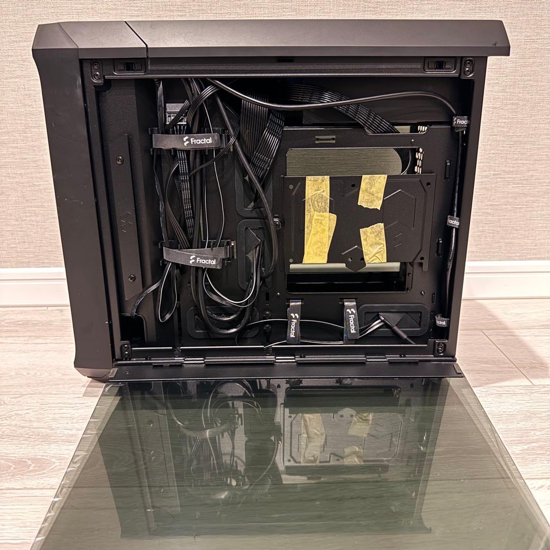 Fractal Design Torrent Nano ケース＋750w電源付き