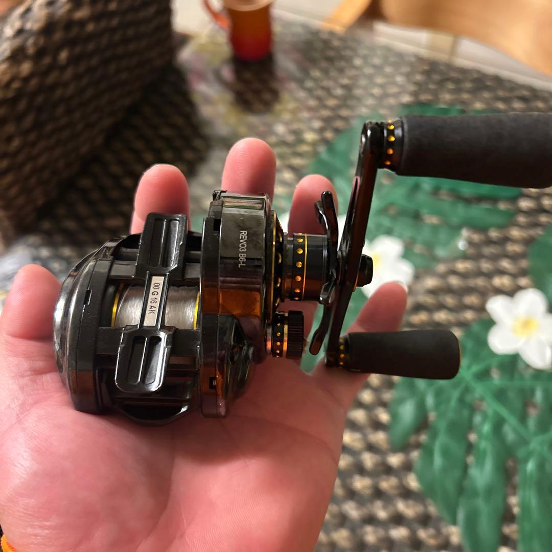 レボ ブラック 6 ベイトリール