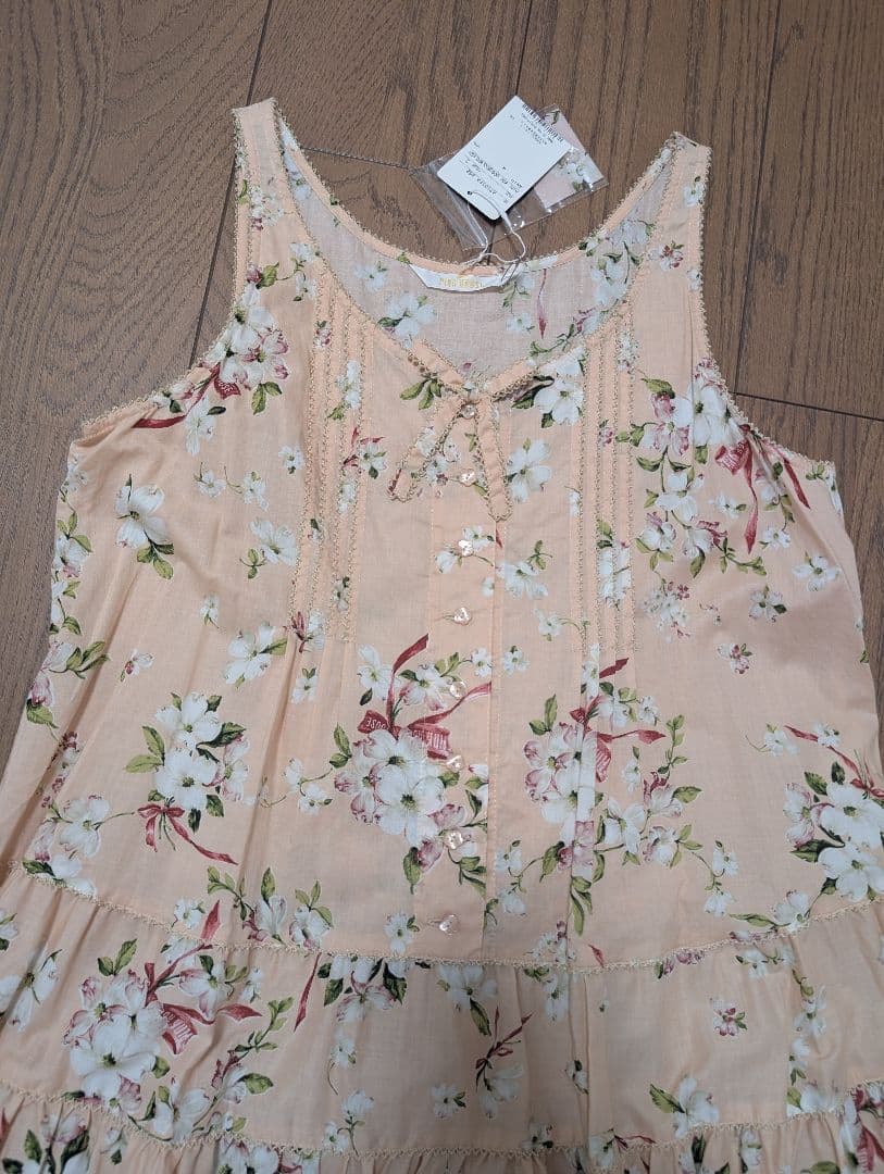 (未使用品タグ付き)ピンクハウス　ハナミズキ柄ノースリーブミディワンピース