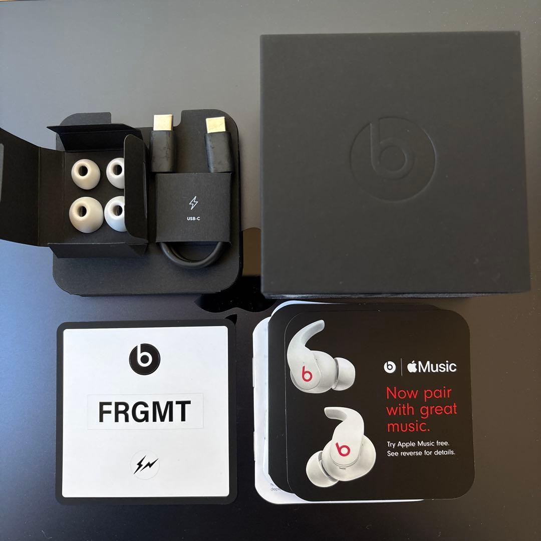 Beats fragment イヤホン