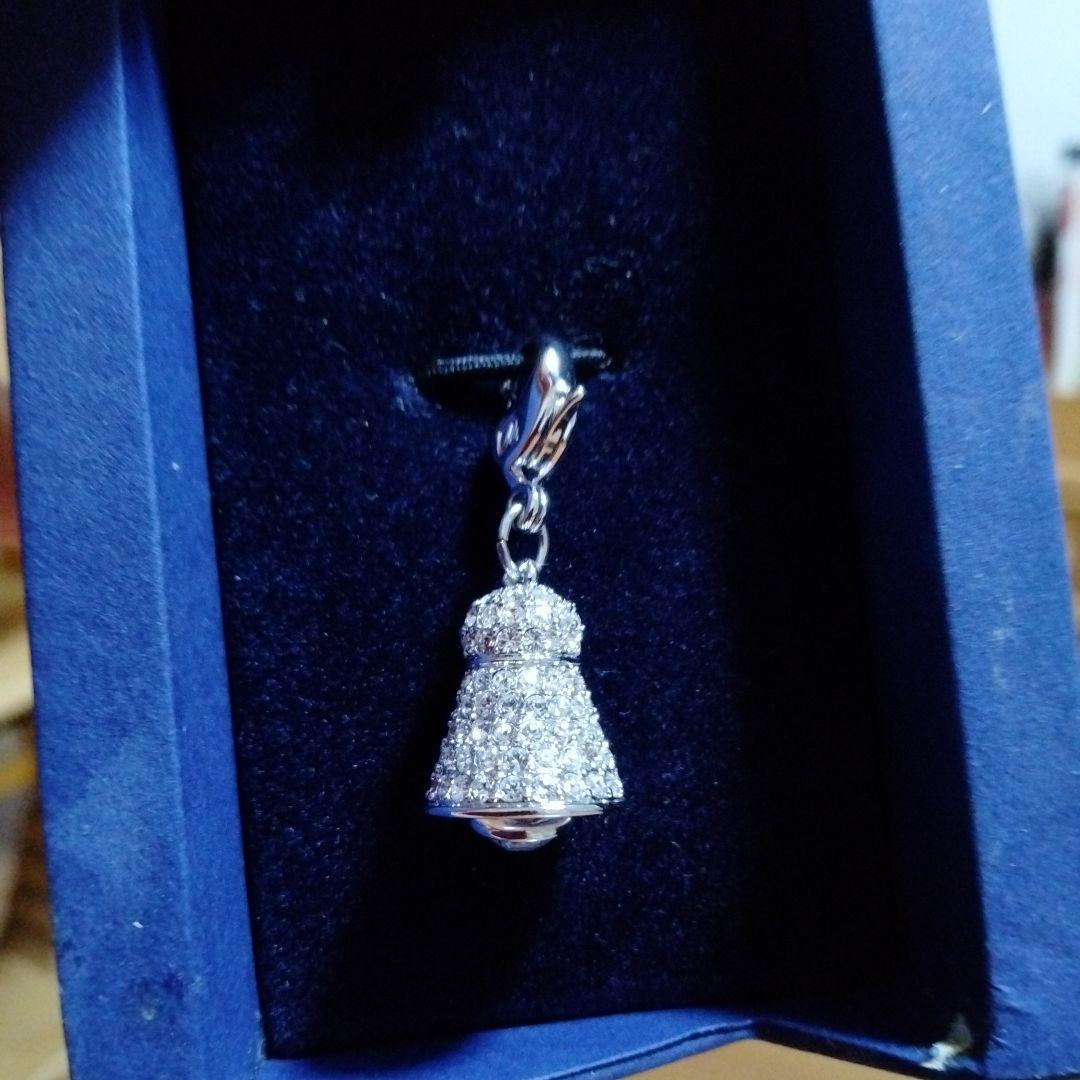 Swarovski スモールベルチャーム 証明書付き