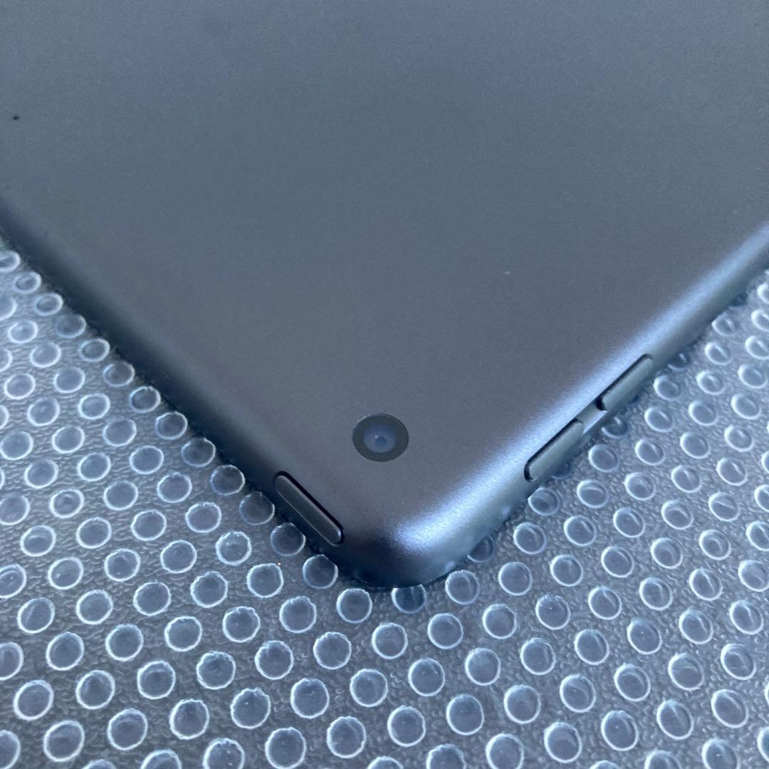3023【早い者勝ち】iPad7 第7世代 32GB WIFIモデル☆