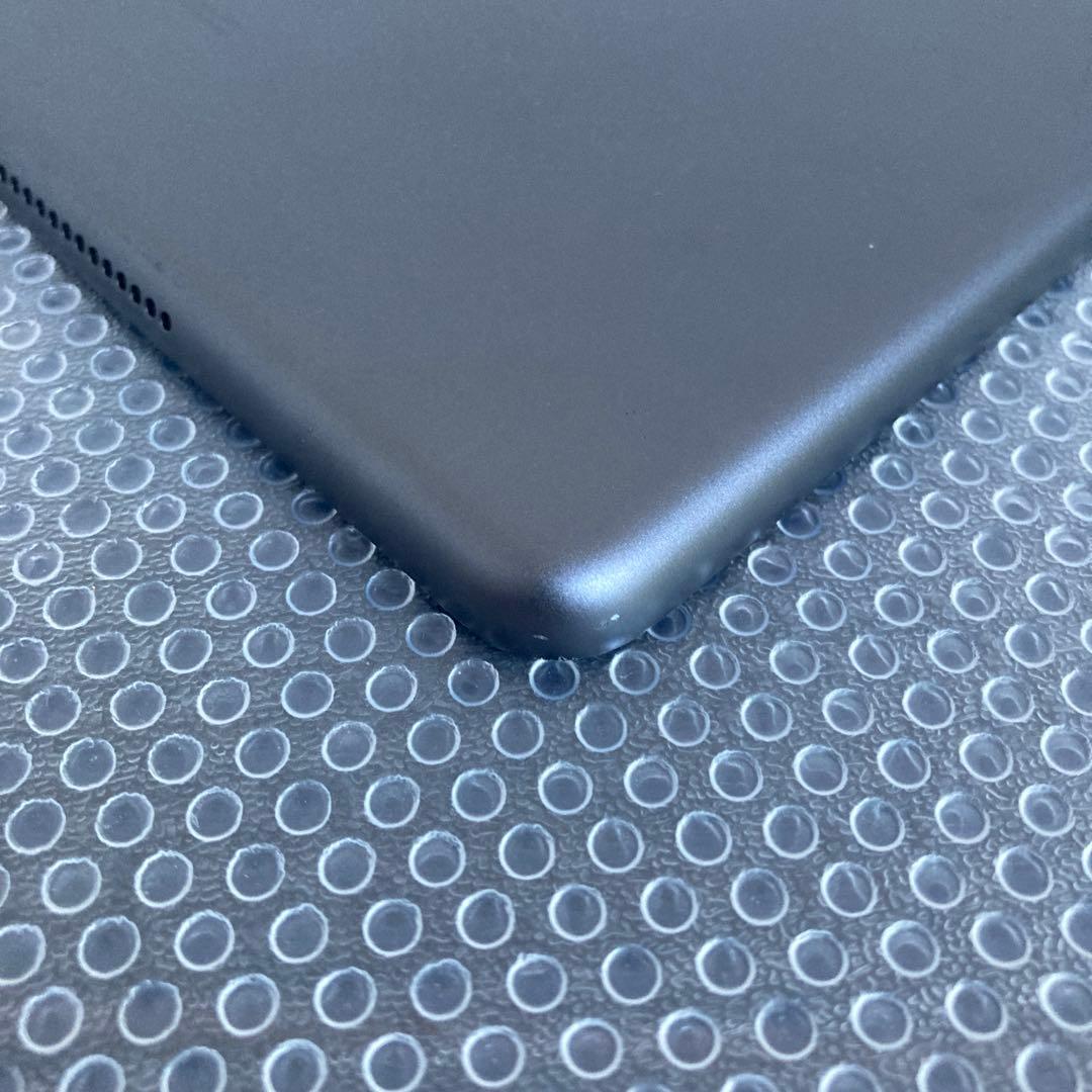 3023【早い者勝ち】iPad7 第7世代 32GB WIFIモデル☆