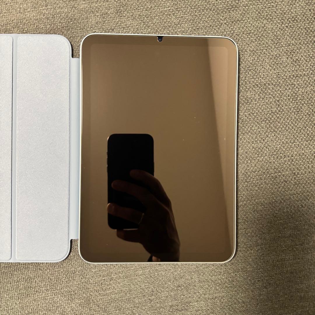 Apple iPad mini （A17Pro） Smart Folio付属