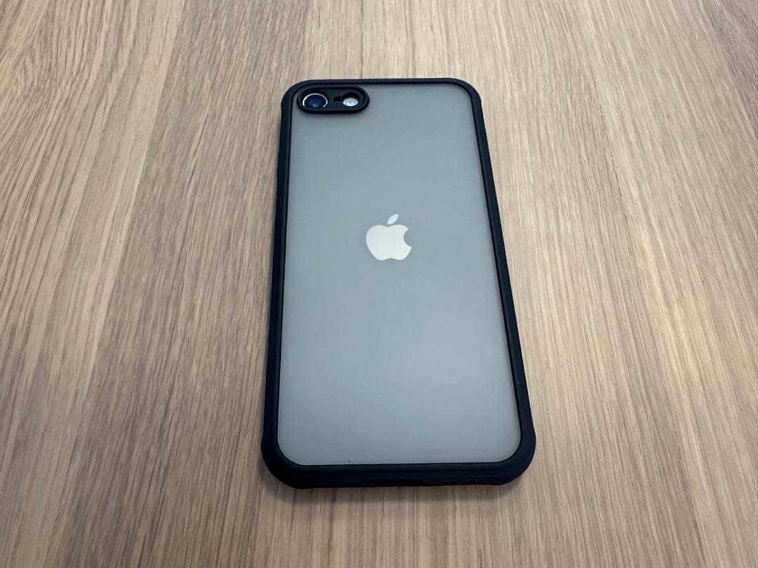 iPhone SE (第2世代) 128GB ホワイト SIMフリー ケース付き