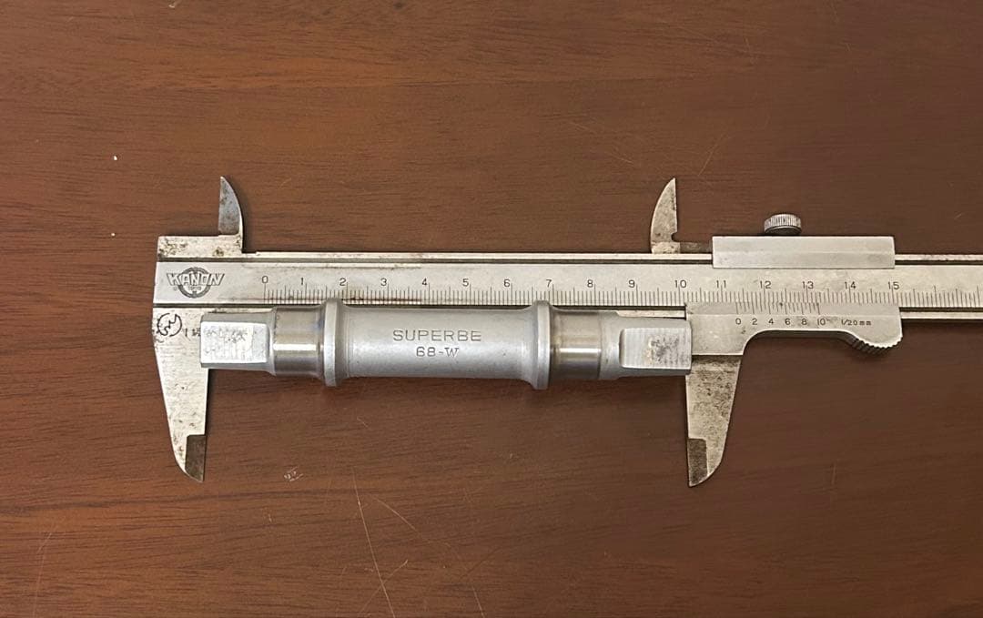 suntour superb サンツアーシュパーブ　ボトムブラケット　ＢＢ