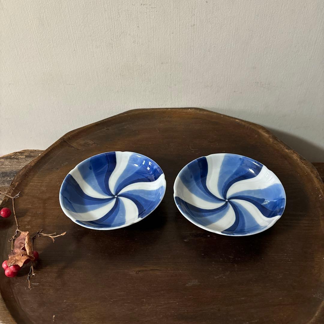 古伊万里染付捻り文皿　2点　江戸明治　アンティーク　酒器　白洲正子　白磁　検李朝