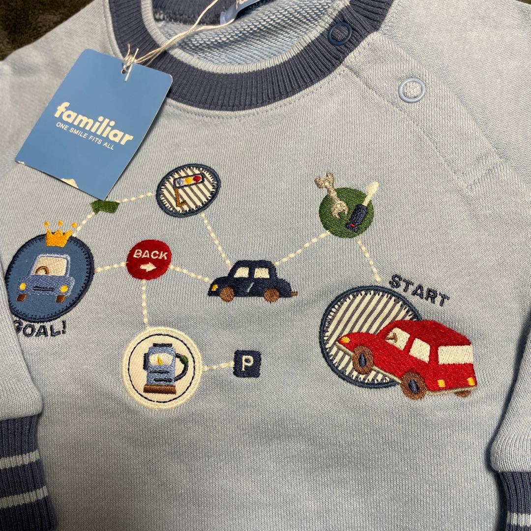 新品未使用familiarファミリア★車のワッペン刺繍の可愛いトレーナー★80