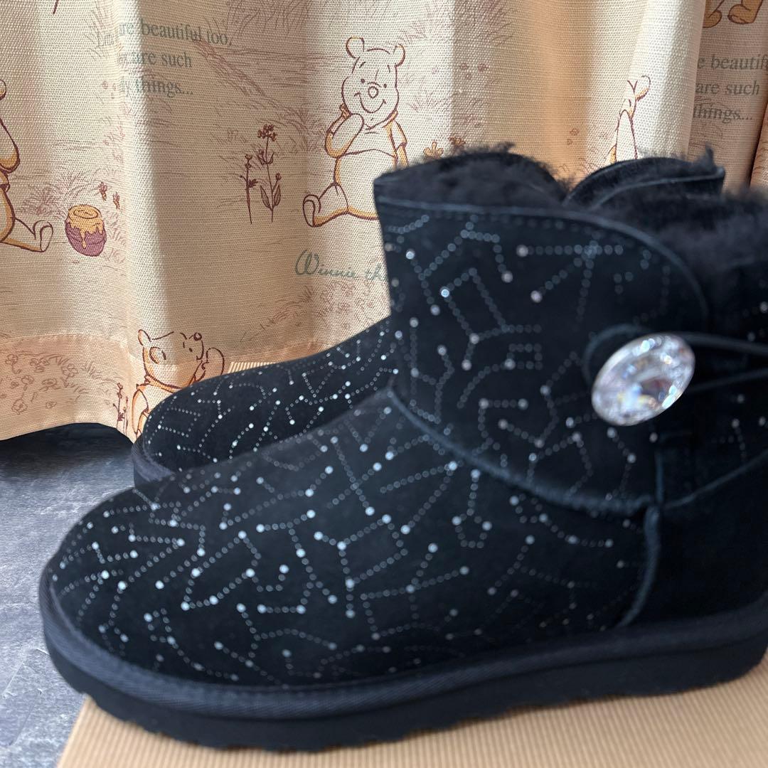 UGG 黒 星座模様 ムートンブーツ