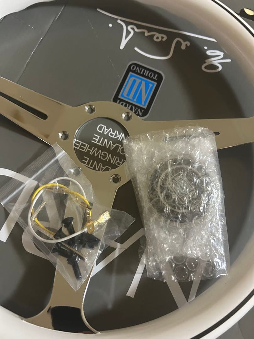 Nardi ステアリングホイール ホワイト35π