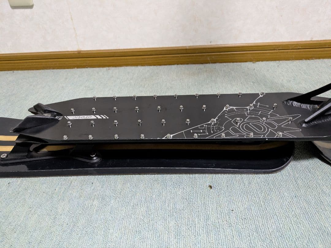 スノースタントスクート　スノースクート　スノーモト