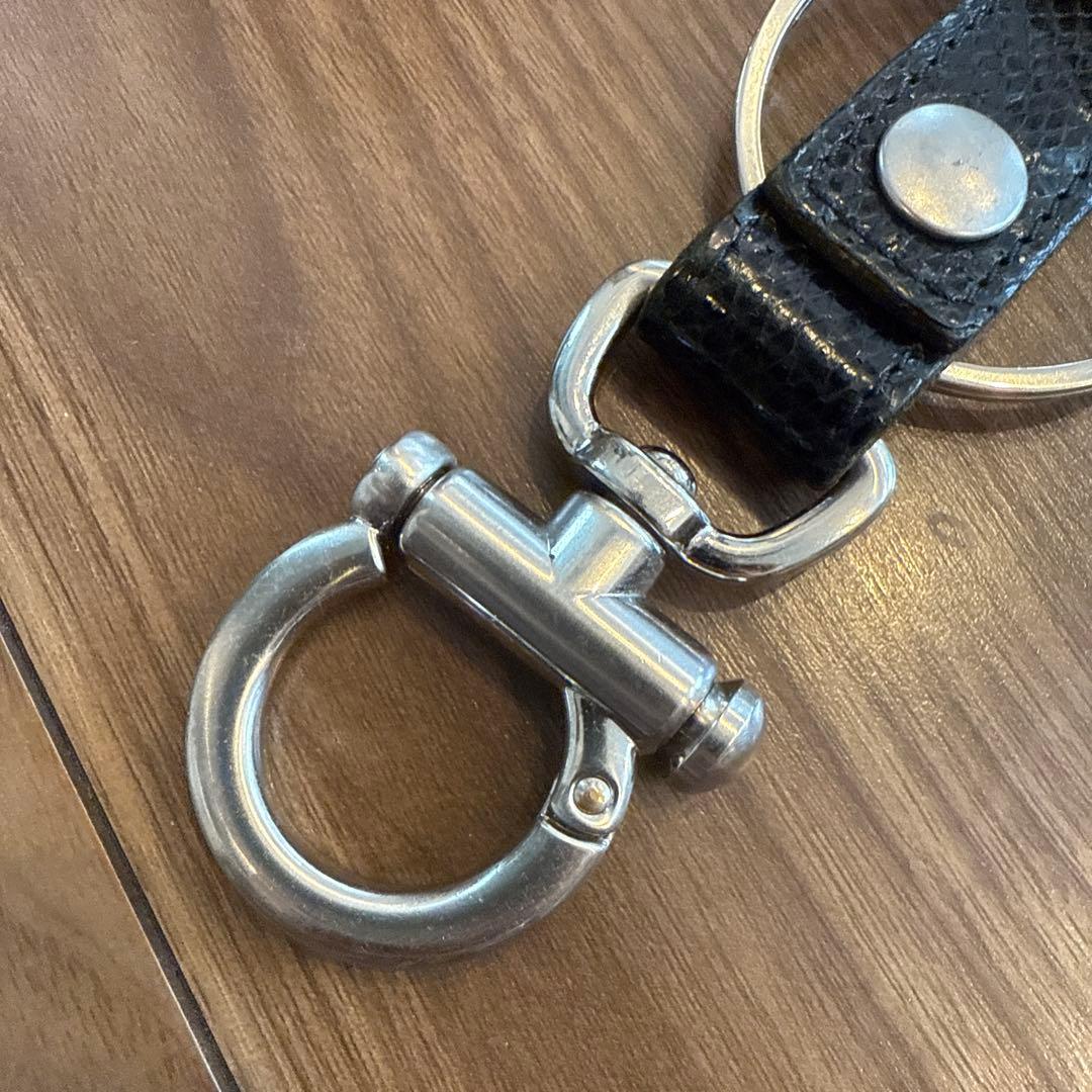 エンダースキーマ/キーフロック/ブラック パイソンレザー キーホルダー