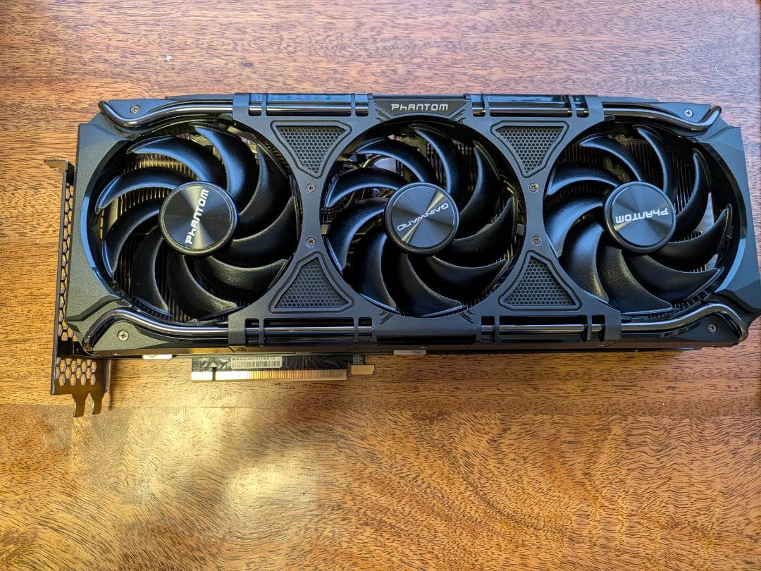 Gainward RTX 4090 Phantom 24GB 動作確認済