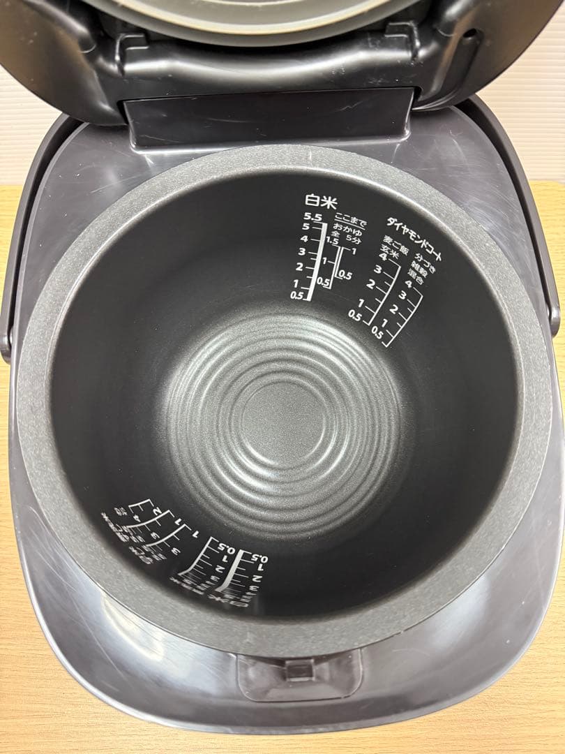 TOSHIBA 真空圧力IHジャー炊飯器 RC-10VRP