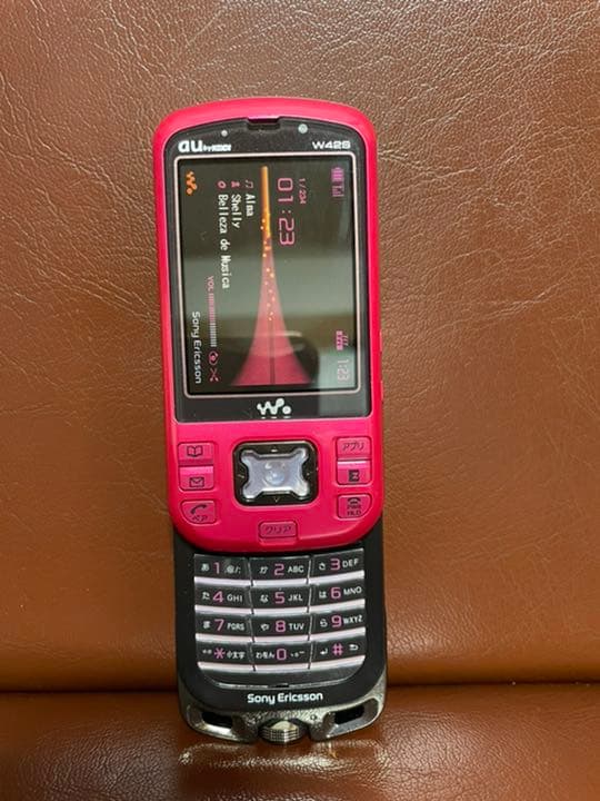 auガラケー　レプリカ　モックアップ