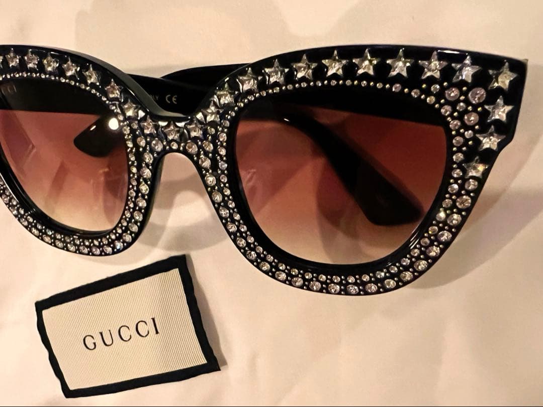 激レア！GUCCI ビジュー付きサングラス