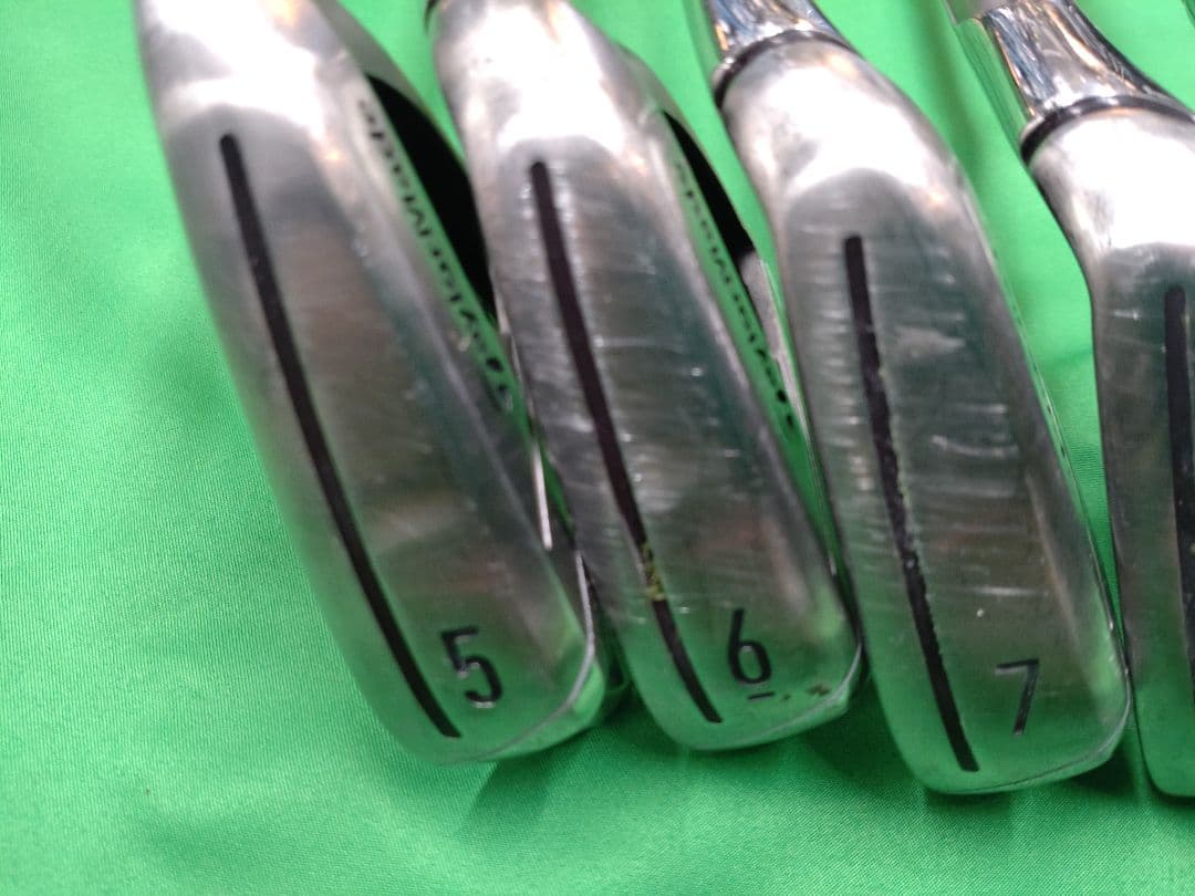 テーラーメイドSIMMAX アイアン 5〜PW　KBS MAX85 R