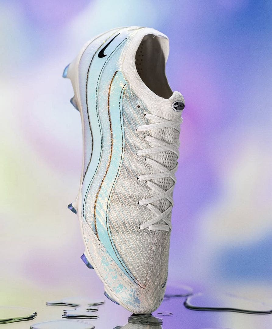 【ブラックフライデー】 マーキュリアル ヴェイパー16 AM95