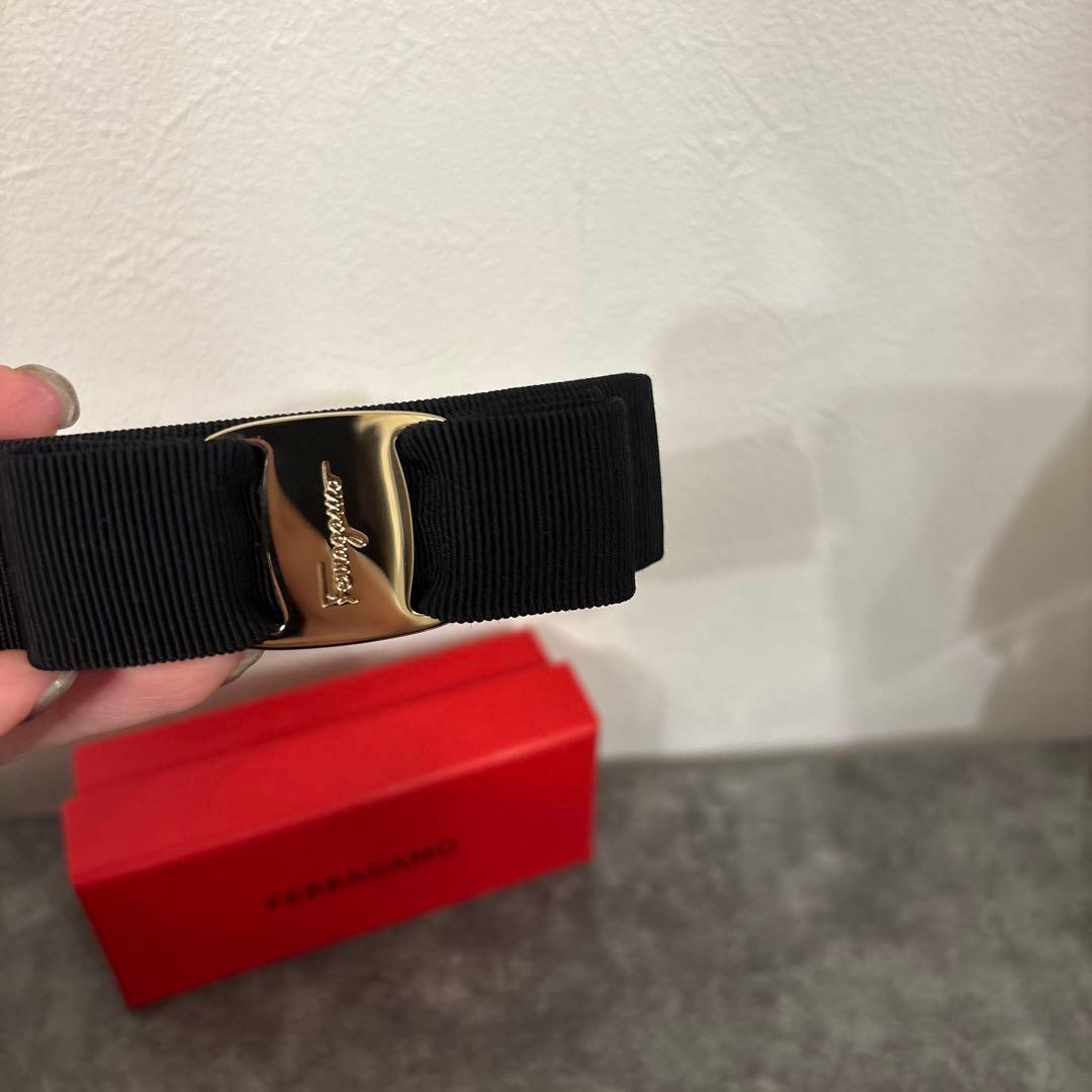 【新品未使用】フェラガモ バレッタ