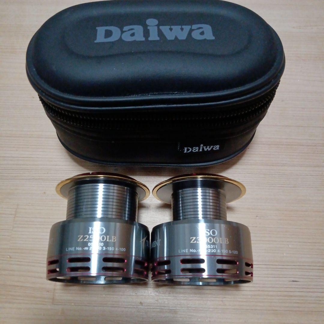 人気ブランド　ダイワ　トーナメント　レバーブレーキリール　スプール　2セット