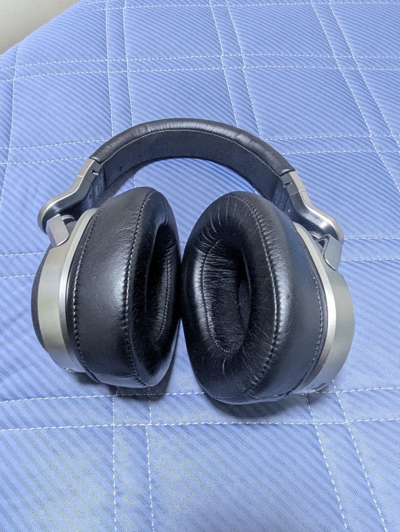 SONY デジタルサラウンドヘッドホンシステム MDR-HW700DS