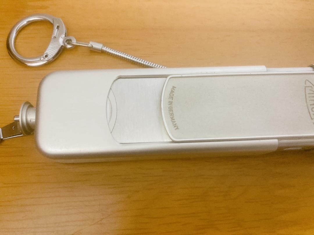 ミノックス B / ドイツ製 超小型カメラ（専用ケース＋専用チェーン付き）