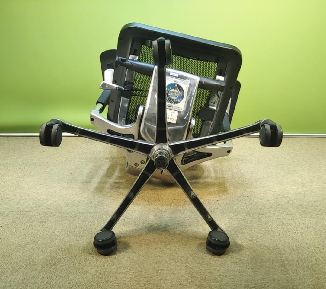 bh　エルゴヒューマン　プロ　ハイバック　アームパッド新品　ヘッドレスト後付け