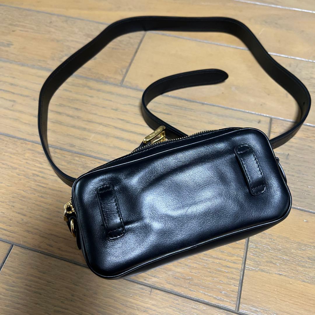 m*a様 ミュウミュウ　miumiu ベルトバッグ