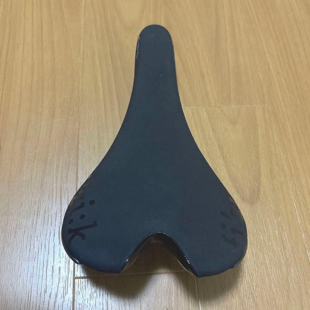 フィジーク ALIANTE K:ium レール サドル 黒