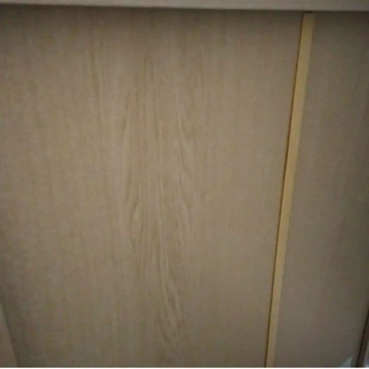 中古 白✕木目 4段 チェスト 衣類収納 タンス 引き出しレール キャスター付き