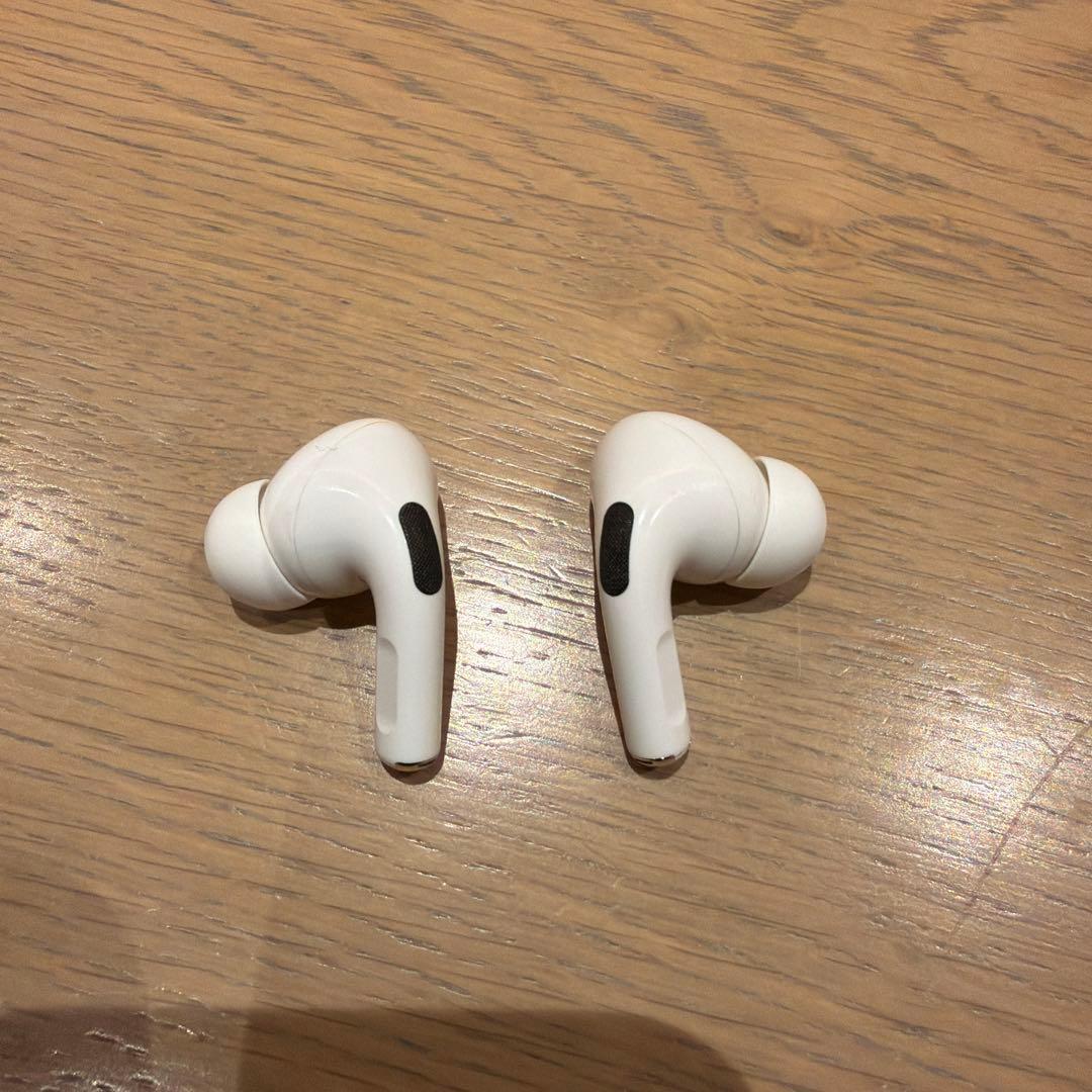 Airpods pro 第二世代　Lightning