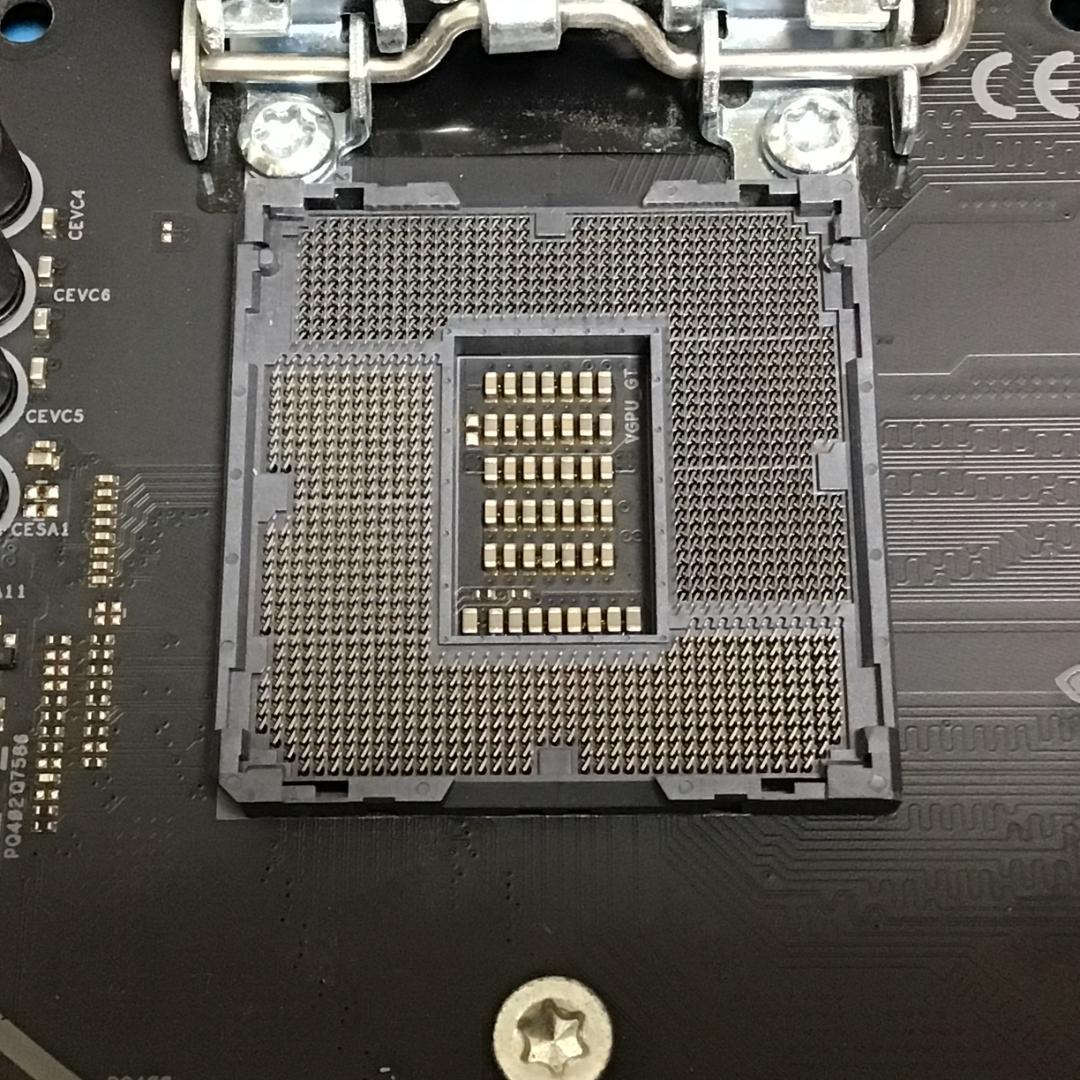 ASRock Z370 Taichi マザーボード