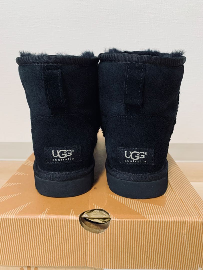 アグ UGG ムートンブーツ W CLASSIC MINI ブラック 25cm