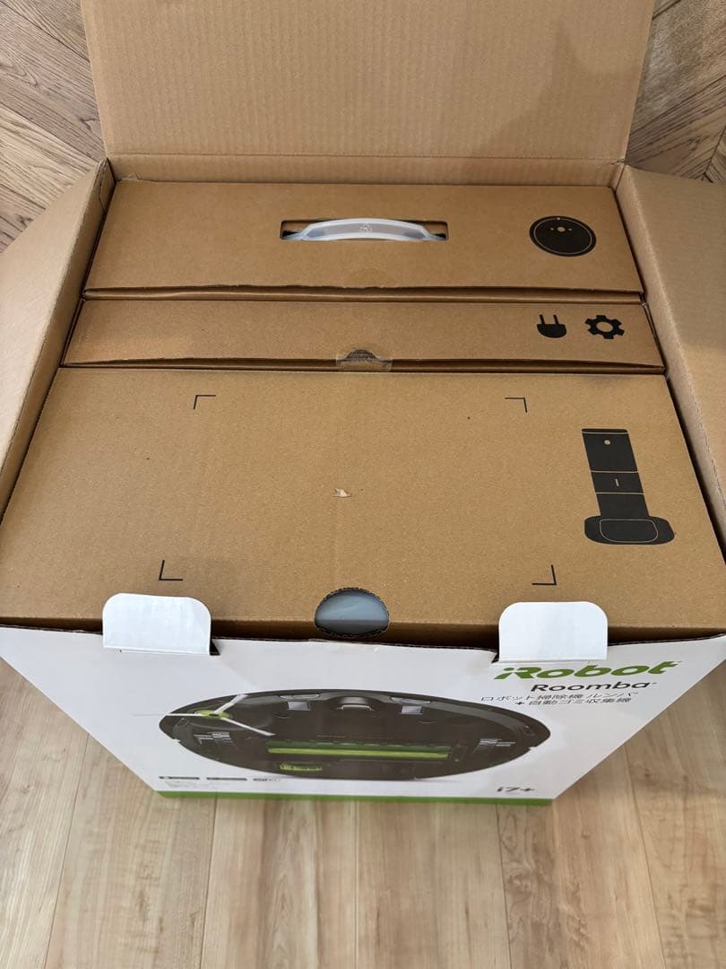iRobot Roomba i7+ 自動ゴミ収集ドック付き