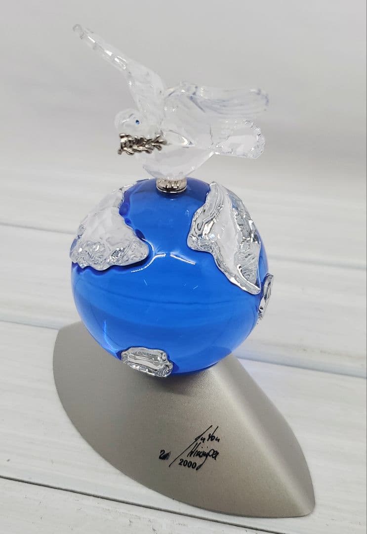スワロフスキー　2000年記念作品　クリスタルプラネット　地球儀　鳩